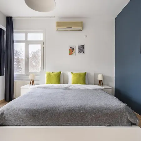 Apartment Specious And Stylish Near Bagdat Street With Excellent Location In Kadikoy Istanbul